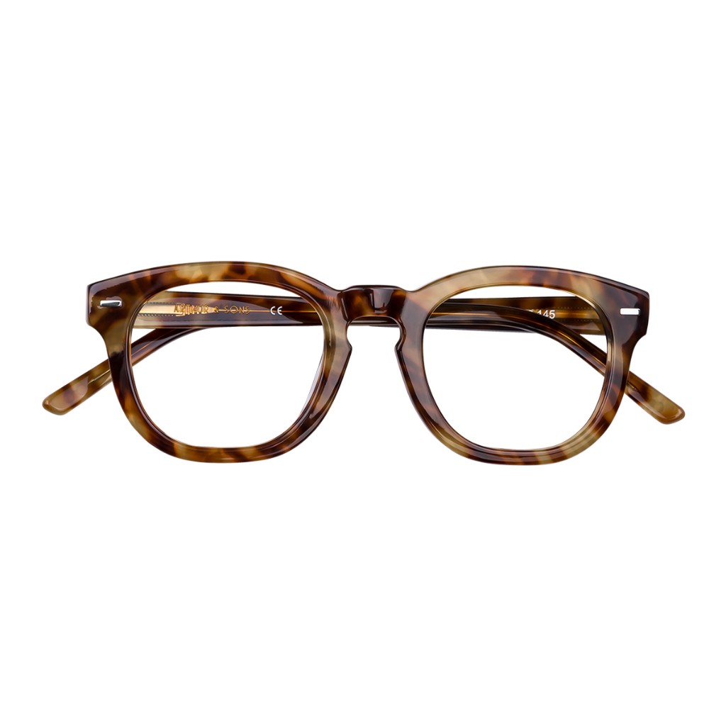 Tortoiseshell panto optical frames with ARTHUR & SONS gold temple print; three-quarter view. Arthur & Sons Mexico collection — photograph 74 of 119.